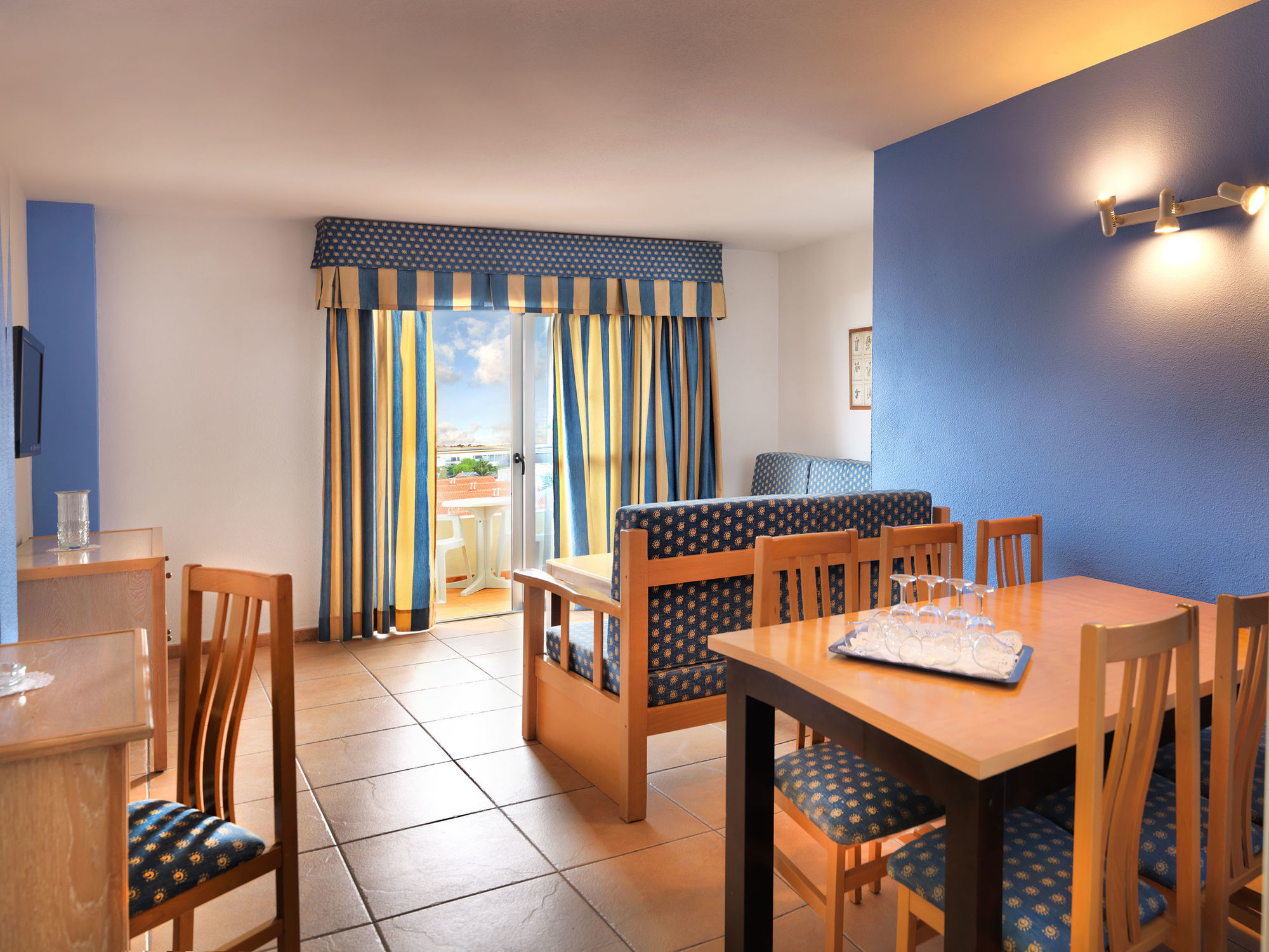 Apartamentos Oro Blanco Playa de las Americas  Luaran gambar